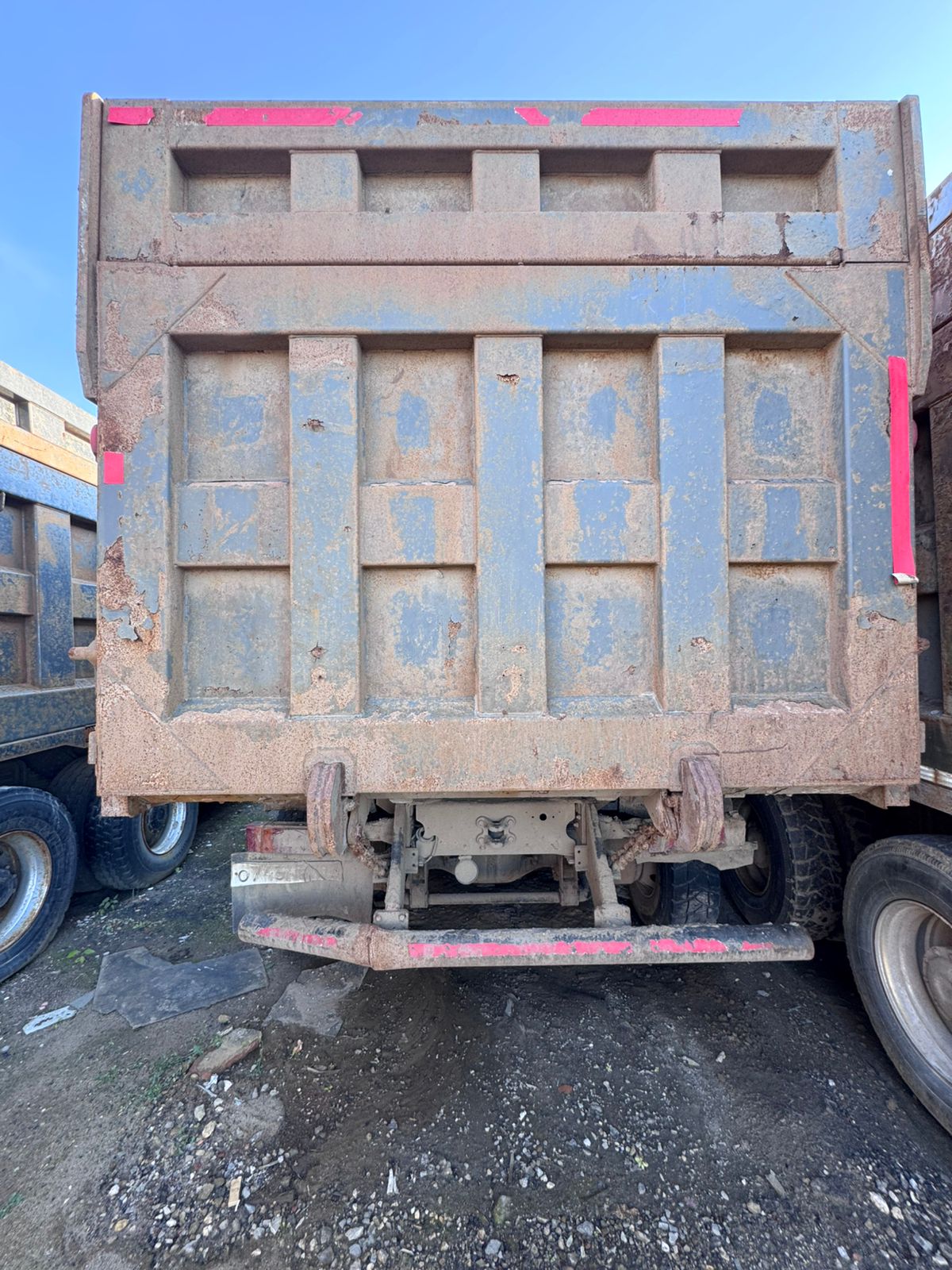 Shacman (Shaanxi) SX* 6x4 Седельный тягач 2022 г. - фото 4